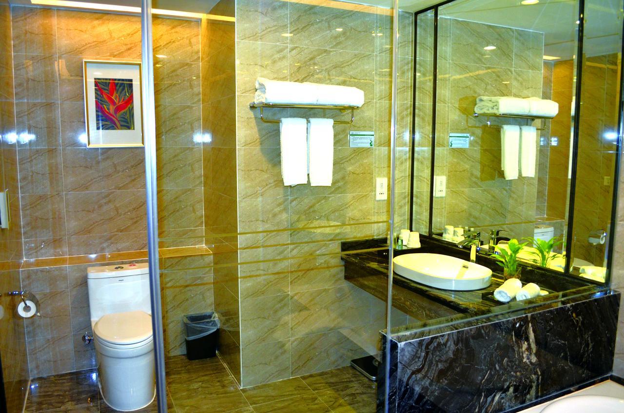 Manhatton Hotel Zhuhai Extérieur photo