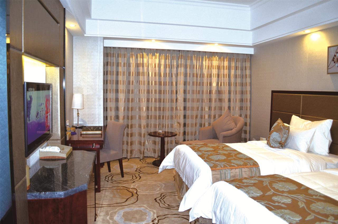 Manhatton Hotel Zhuhai Extérieur photo