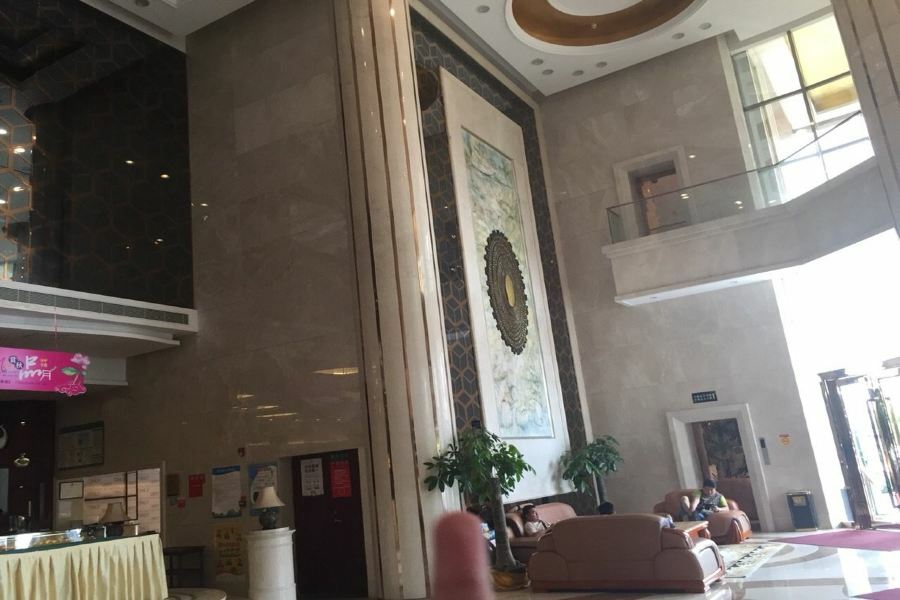 Manhatton Hotel Zhuhai Extérieur photo